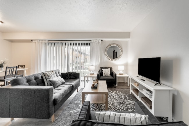 Photo - 6615 Center St Unidad A