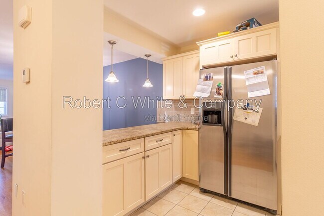 Photo - 330 Crystal Ave Unit 10
