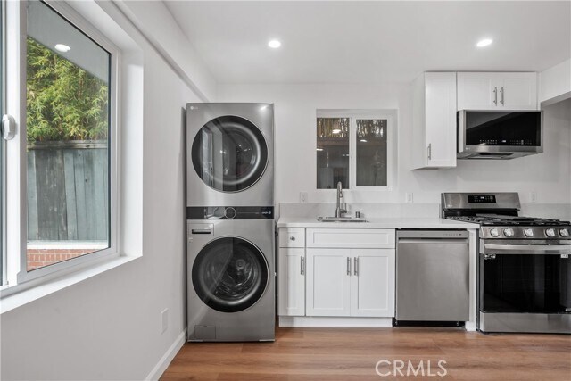 Photo - 277 Diamond St