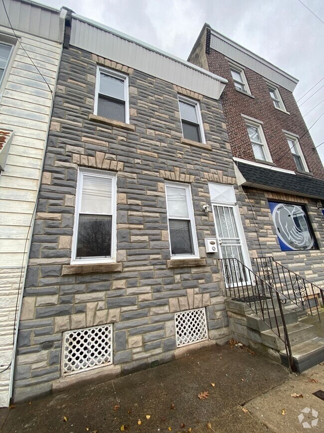 Building Photo - 3B1.5B Row House Available NOW in Fishtown