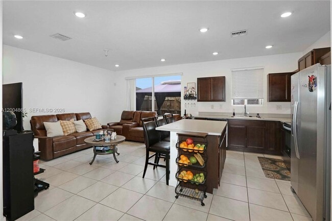 Photo - 1052 SE 23rd Ave