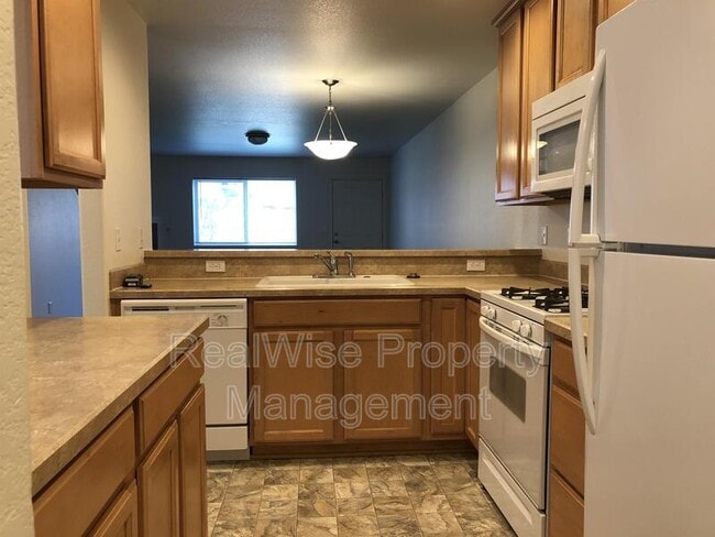 Photo - 2444 SW 23rd St