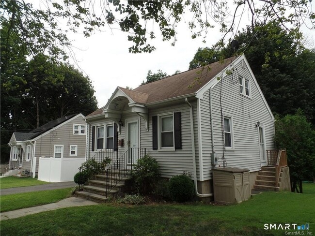 Photo - 110 Knowlton St