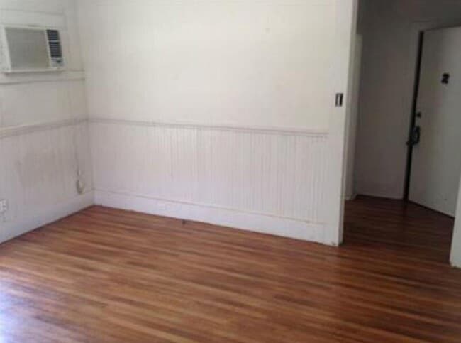 Photo - 319 North St Unit 4