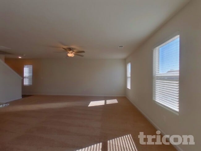 Photo - 4012 Reinfield Dr