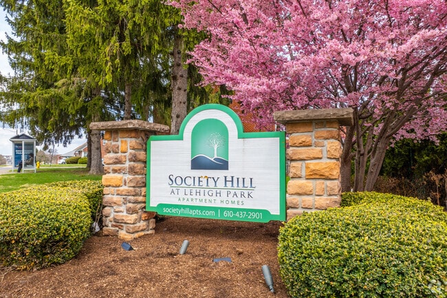 Society Hill at Lehigh Park