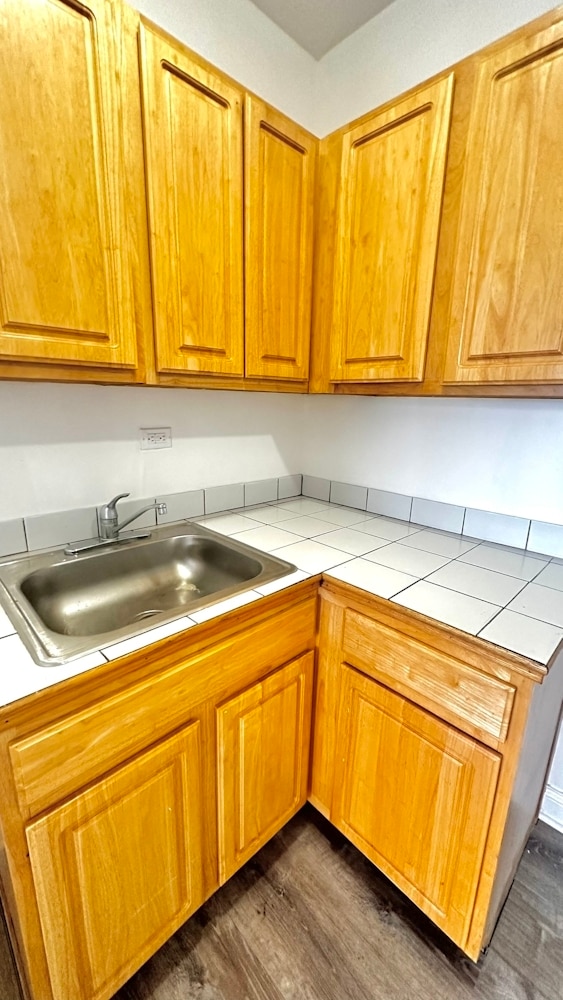 Photo - 4756 N Maplewood Ave Unit 101