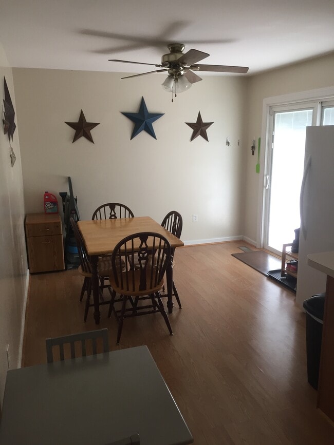Photo - 320 Pine Shores Dr House