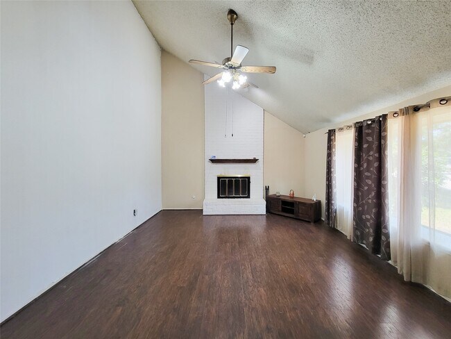 Photo - 25303 Avery Hill Ln
