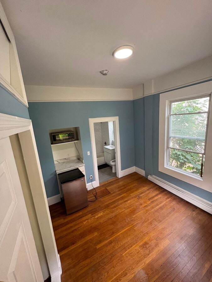Photo - 114 S 6th Ave Unit Studio