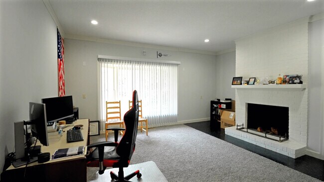 Photo - 307 W College Ave Unit B