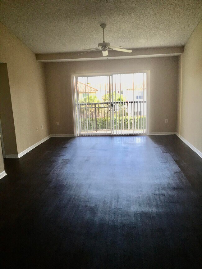 4183 N Haverhill Rd Condo Unit 713 Condo for Rent in West Palm Beach