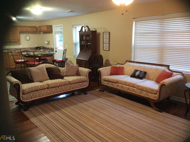 Photo - 1385 Elizabeth Ln Unit 200