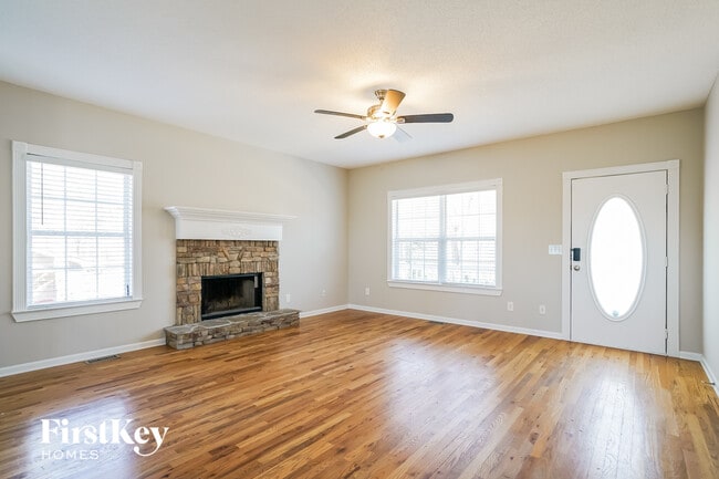 Photo - 117 Enterprise Dr