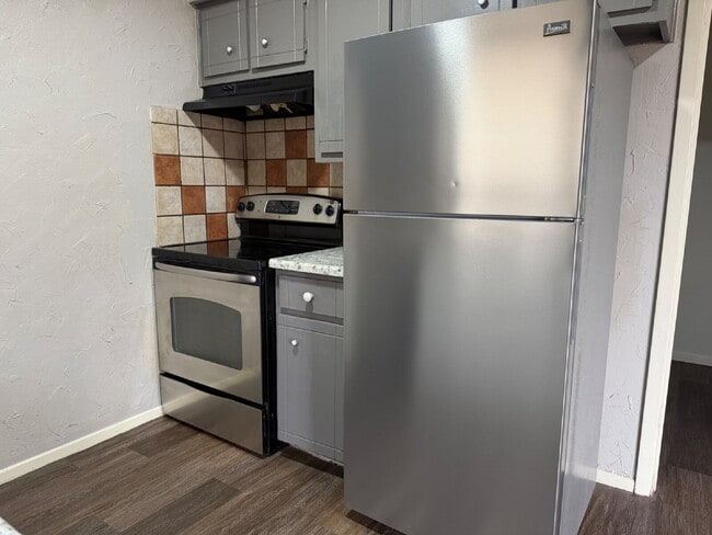 Photo - Cute 3 Bedroom Home