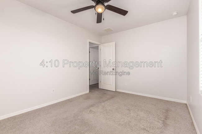 Photo - 142 W Impala Dr