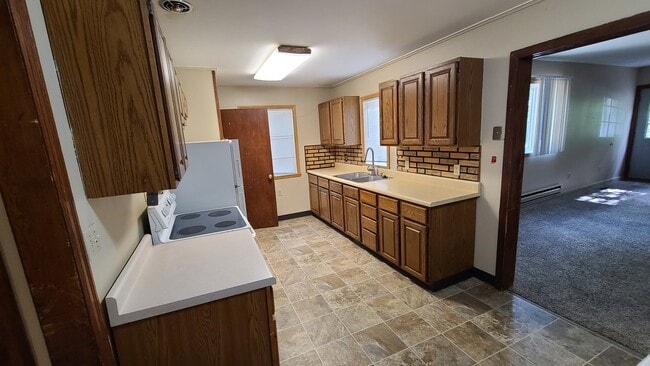 Photo - 1326 11th St N