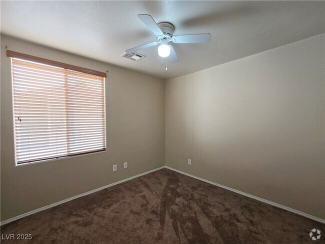 Building Photo - 5431 W Hasley Canyon Ave Rental