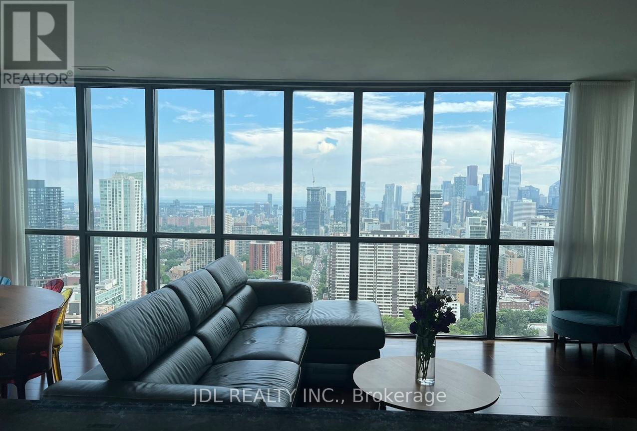 Photo - 110 Charles St E Unité 3601