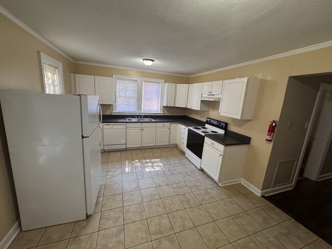 Photo - 111 E Screven St