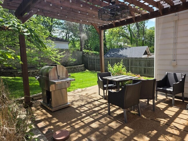 Photo - 7264 Northmoor Dr