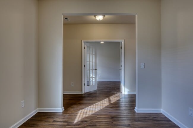 Photo - 13918 Brooks Dr