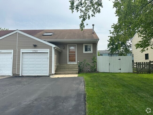 Building Photo - 1723 DeForest Ln Rental