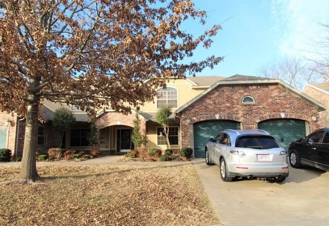 Photo - 2540 E Turtle Creek Dr