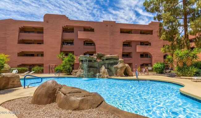 4303 E Cactus Rd Unit 222