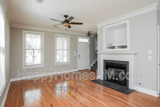 Photo - 1115 Thrower St