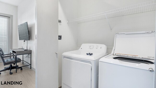 Photo - 101 S Center St Unit 125