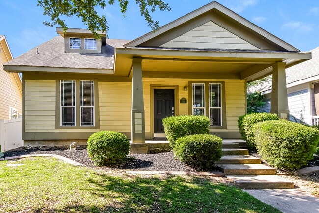 Photo - 1116 Oakcrest Dr