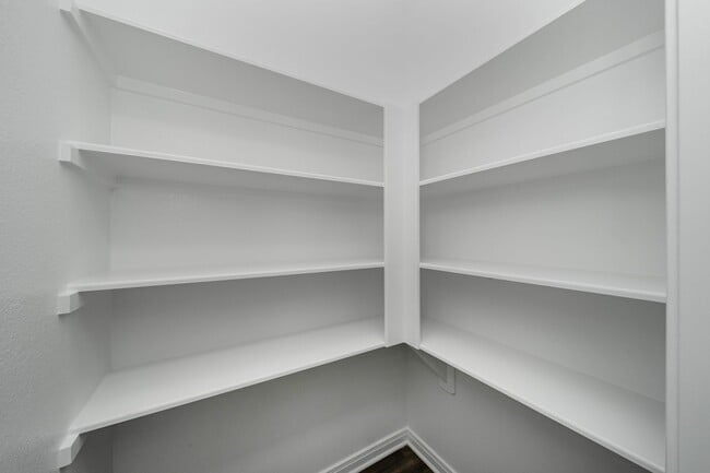 Photo - Bright & Cozy Townhome