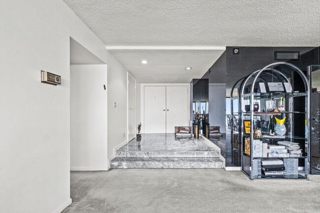 Photo - 1900 Consulate Pl Unit 2001