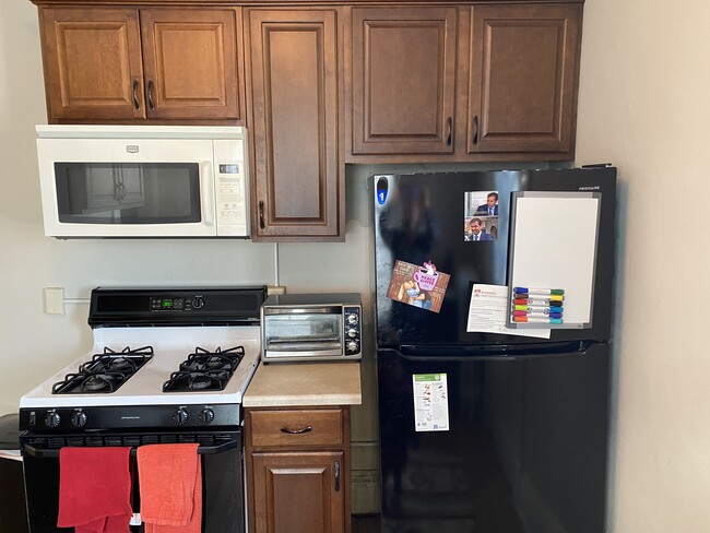 Photo - 2504 Girard Avenue South