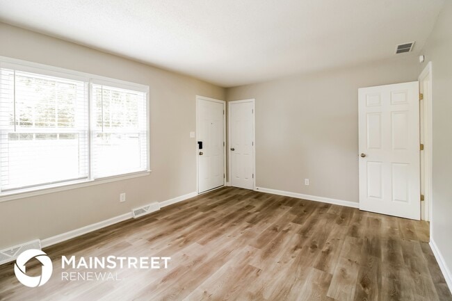 Photo - 5721 Friendswood Dr