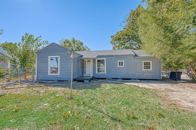Photo - 4118 Sunflower St