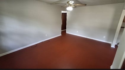 Photo - 2403 Greenhill Dr NW