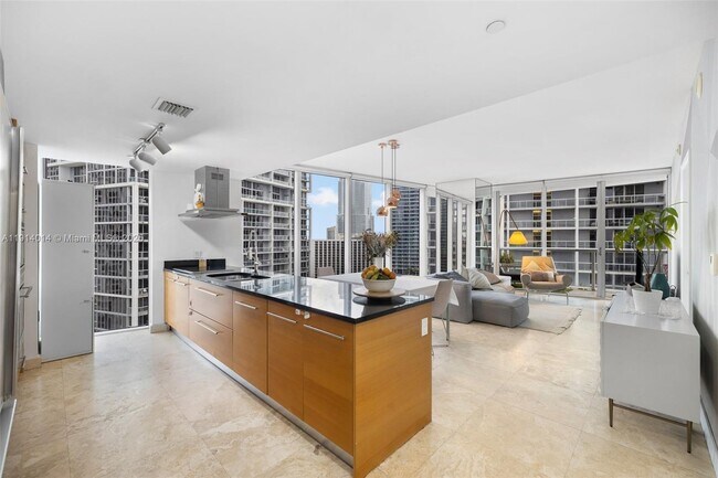 Photo - 495 Brickell Ave Unidad 2410