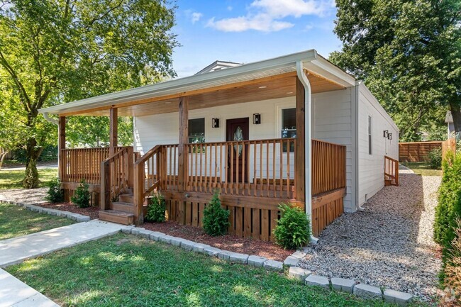 Building Photo - Perfect Remodeled 3BR Gem Rental