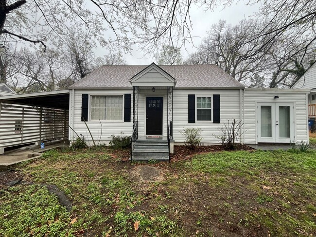Building Photo - Newly Remodeled 3BD, 2BA Raleigh Home with Fenced Yard in Prime Location Near Downtown Raleigh, N...