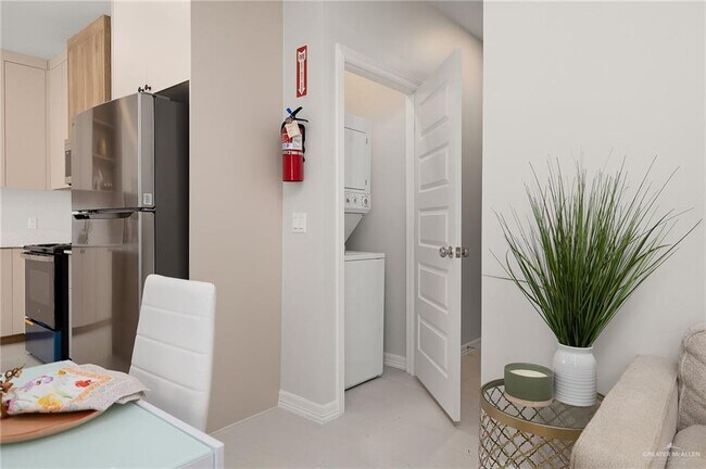 Photo - 18 N 43rd St Unit 135