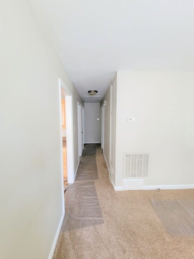 Photo - COMING SOON- Adorable 3 Bedroom Home 1 bath house