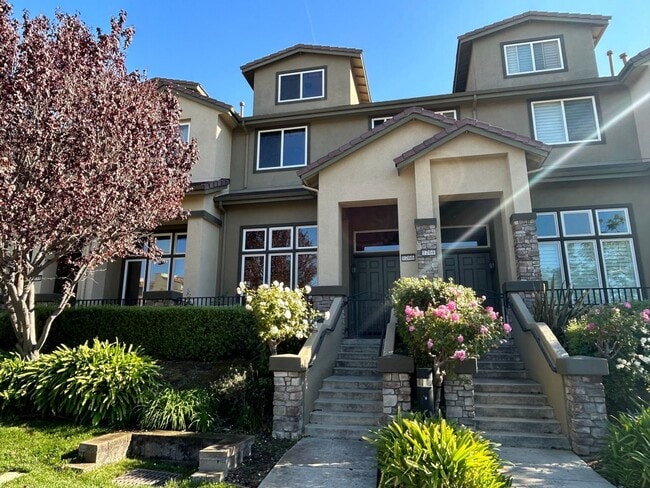 Building Photo - A must see, luxury townhouse with best location in the community