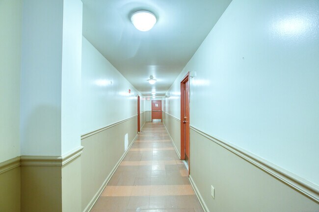 Photo - 285 Westland St Unit 275 B2