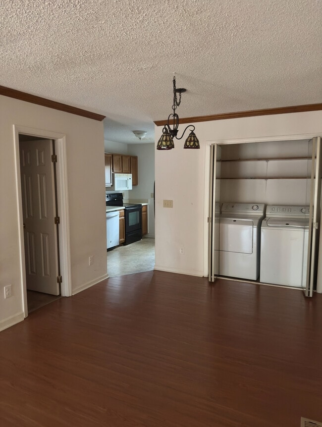 Photo - 164 Winners Cir