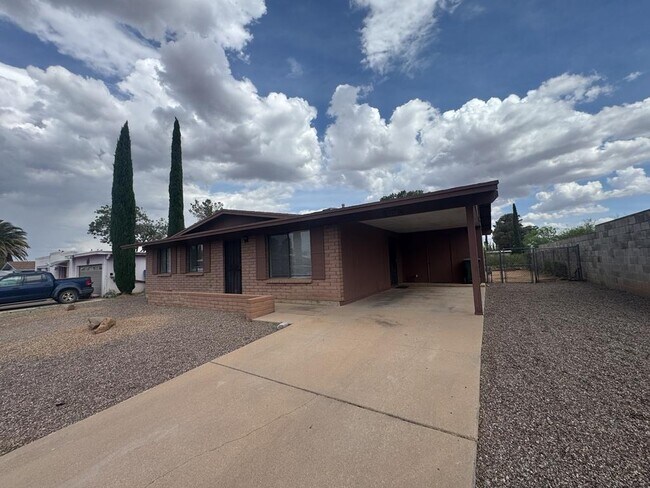 Photo - 5056 E Evergreen Dr