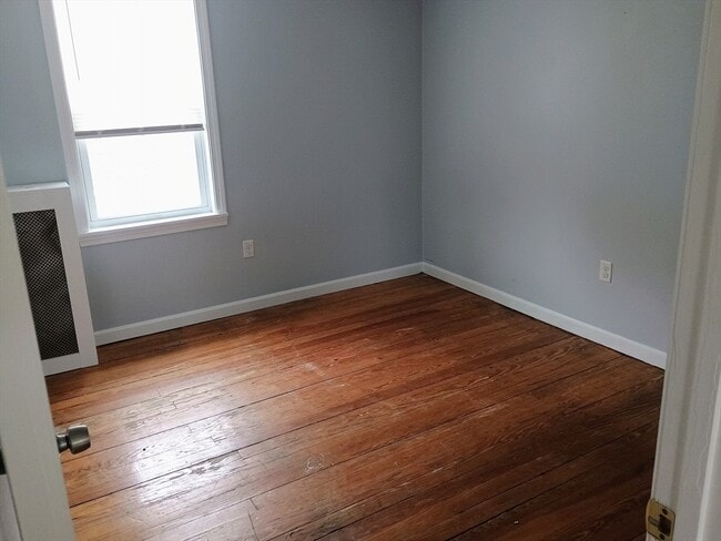 Photo - 14 Randall St Unit 3