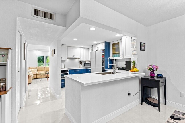 Photo - 9050 NW 28th St