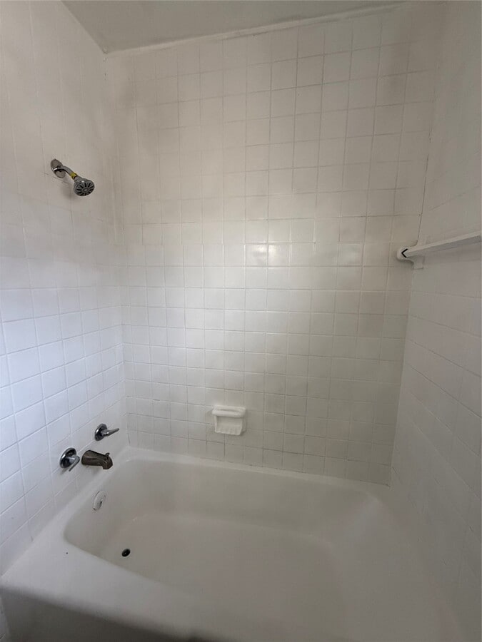 Photo - 5414 Hazel St